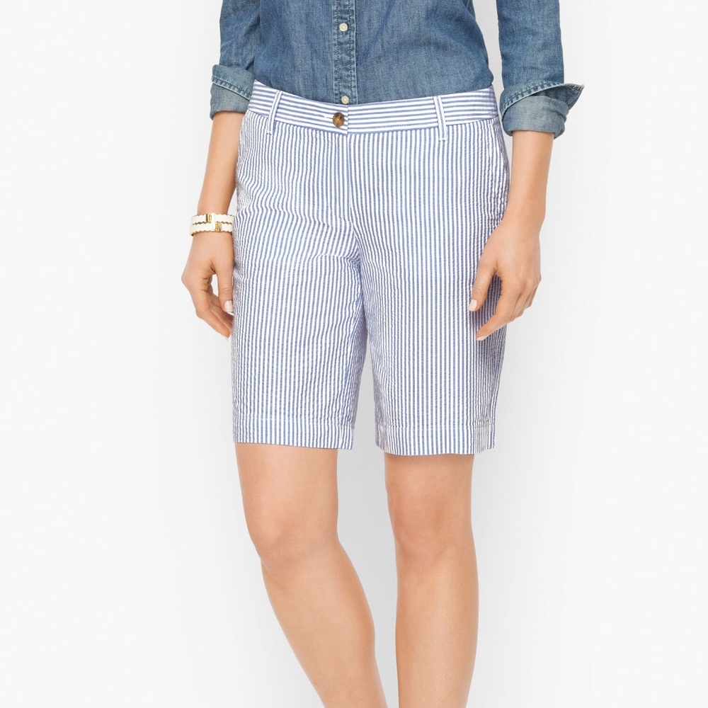 Talbots Relaxed Sunshine Seersucker Blue/White Stripe Bermudas Shorts Size 6